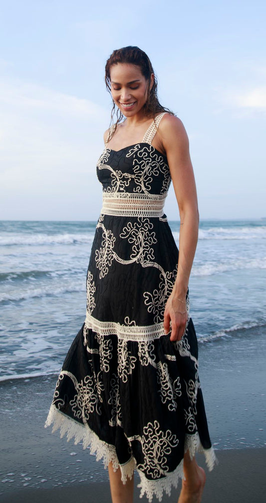 Vestido Negro Midi Andrea Tovar