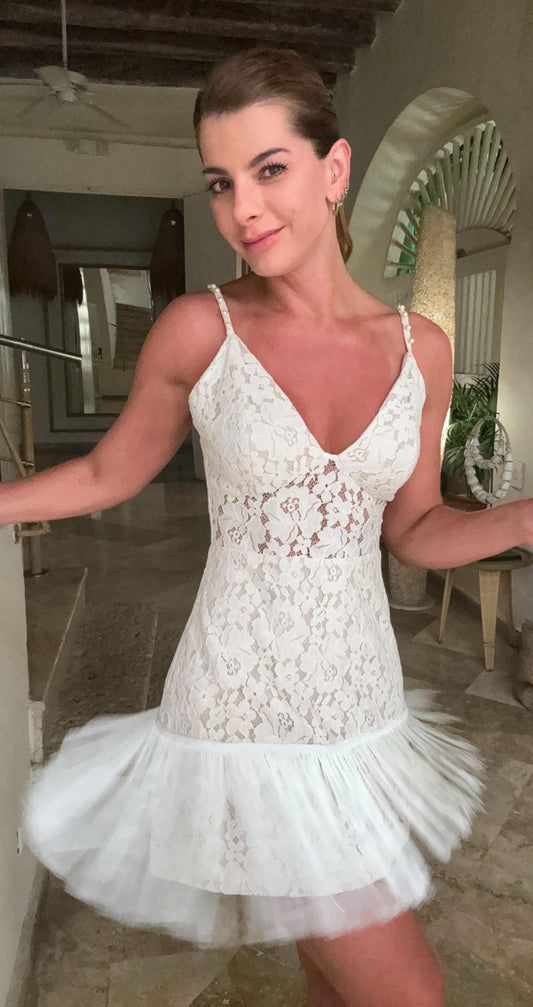 Vestido Corto Blanco Flecos Caro Cruz